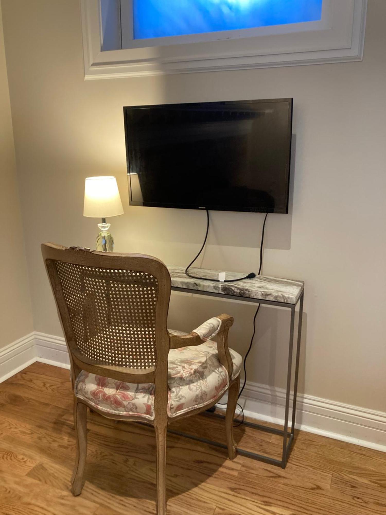 Pineapple House, Spacious 1St Floor Apartment! City Center! 96 Walk Score! Free Parking! Denver Exterior photo
